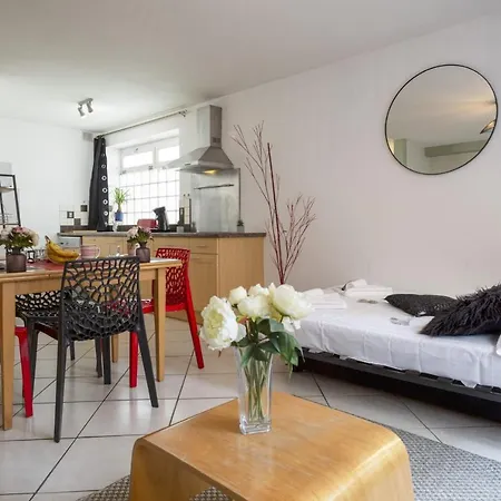 Apartment And Modern 1br Flat At The Heart Of - Welkeys *